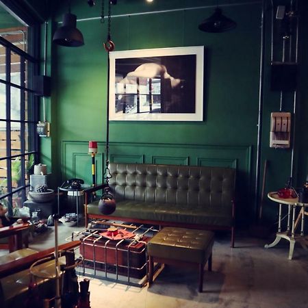 Travel Charger Hostel Хуалянь Экстерьер фото
