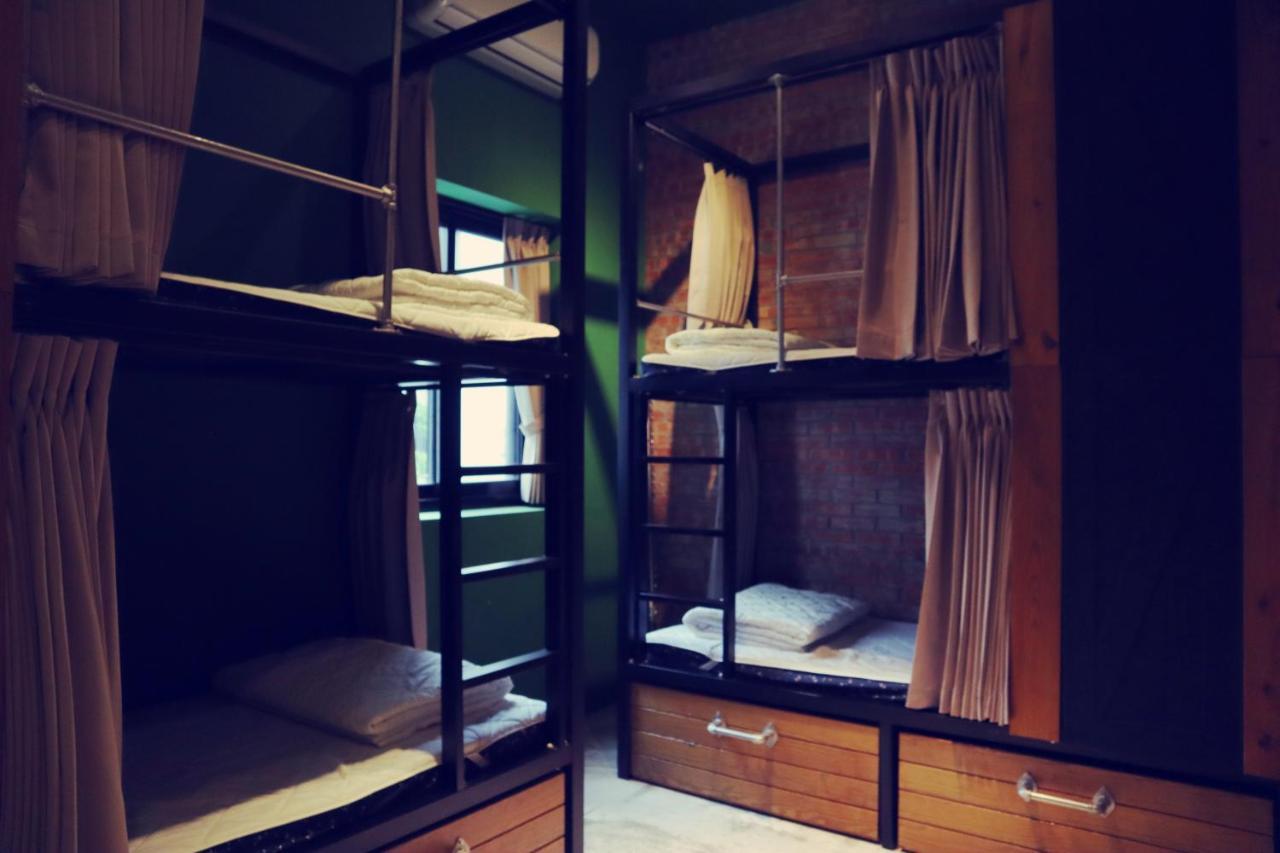 Travel Charger Hostel Хуалянь Экстерьер фото
