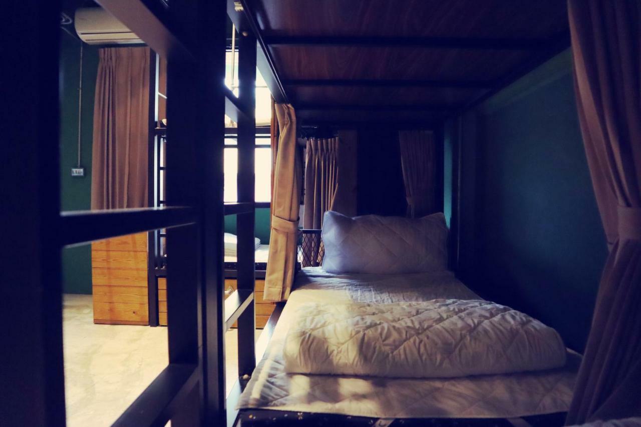 Travel Charger Hostel Хуалянь Экстерьер фото